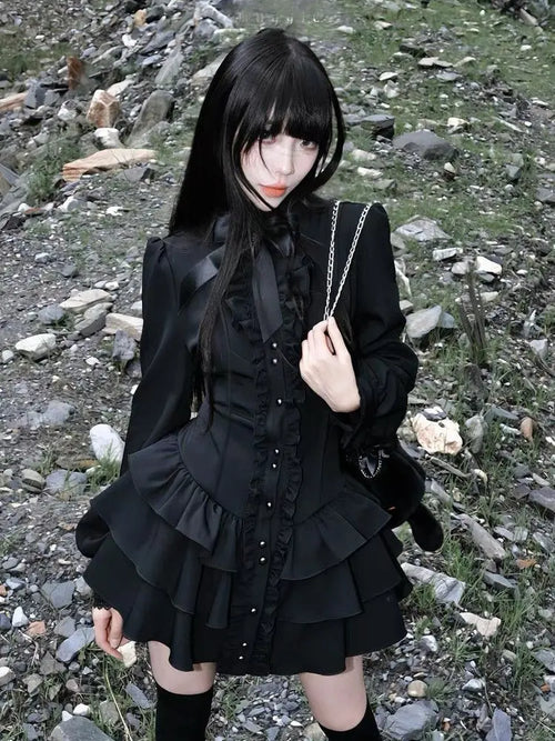 Robe gothique à volants