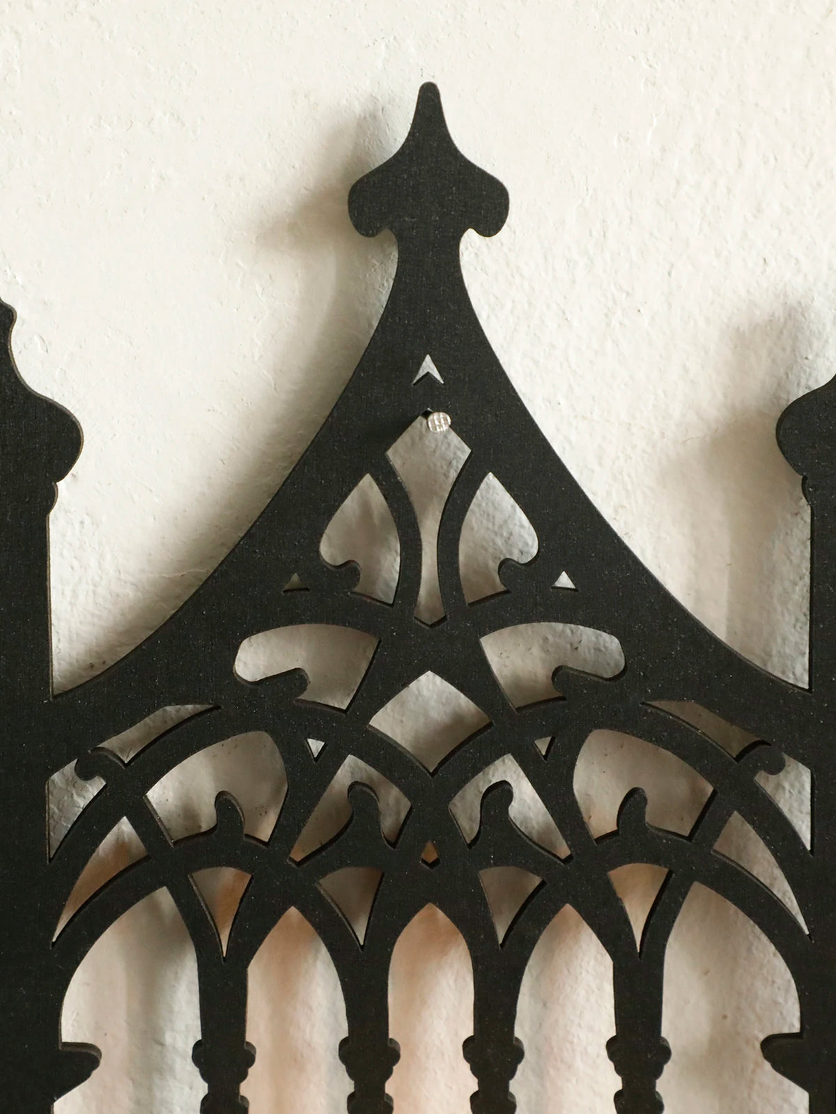 Étagère murale gothique arche 30 cm