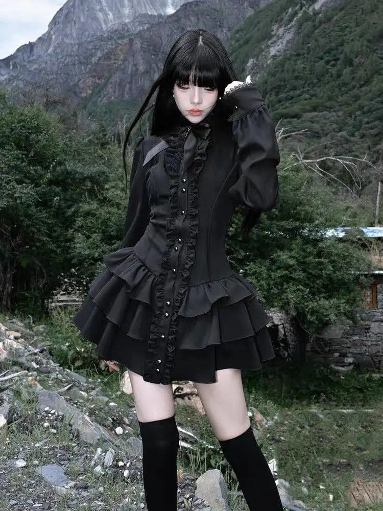Robe gothique à volants
