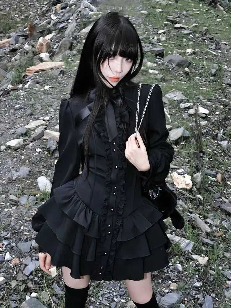 Robe gothique à volants